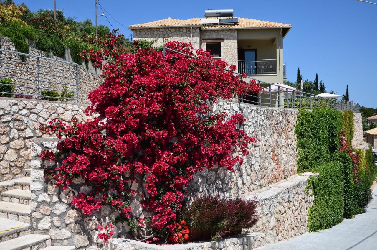 Villas On The Clouds Apolpaina Bagian luar foto