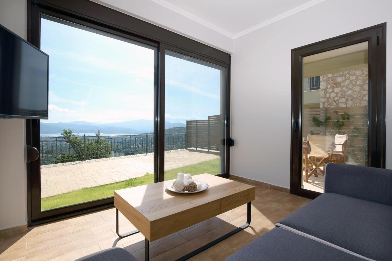 Villas On The Clouds Apolpaina Bagian luar foto
